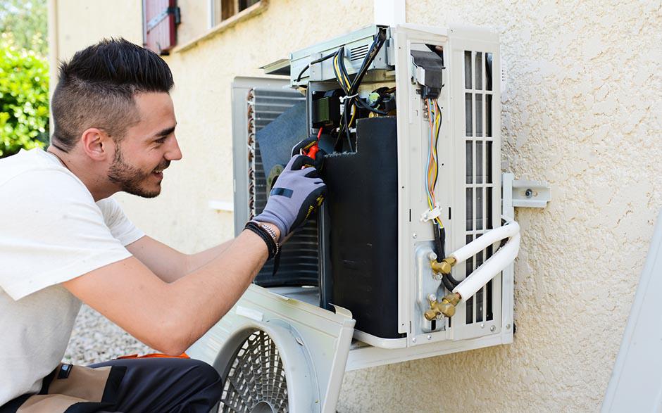 je recherche un électricien Provins